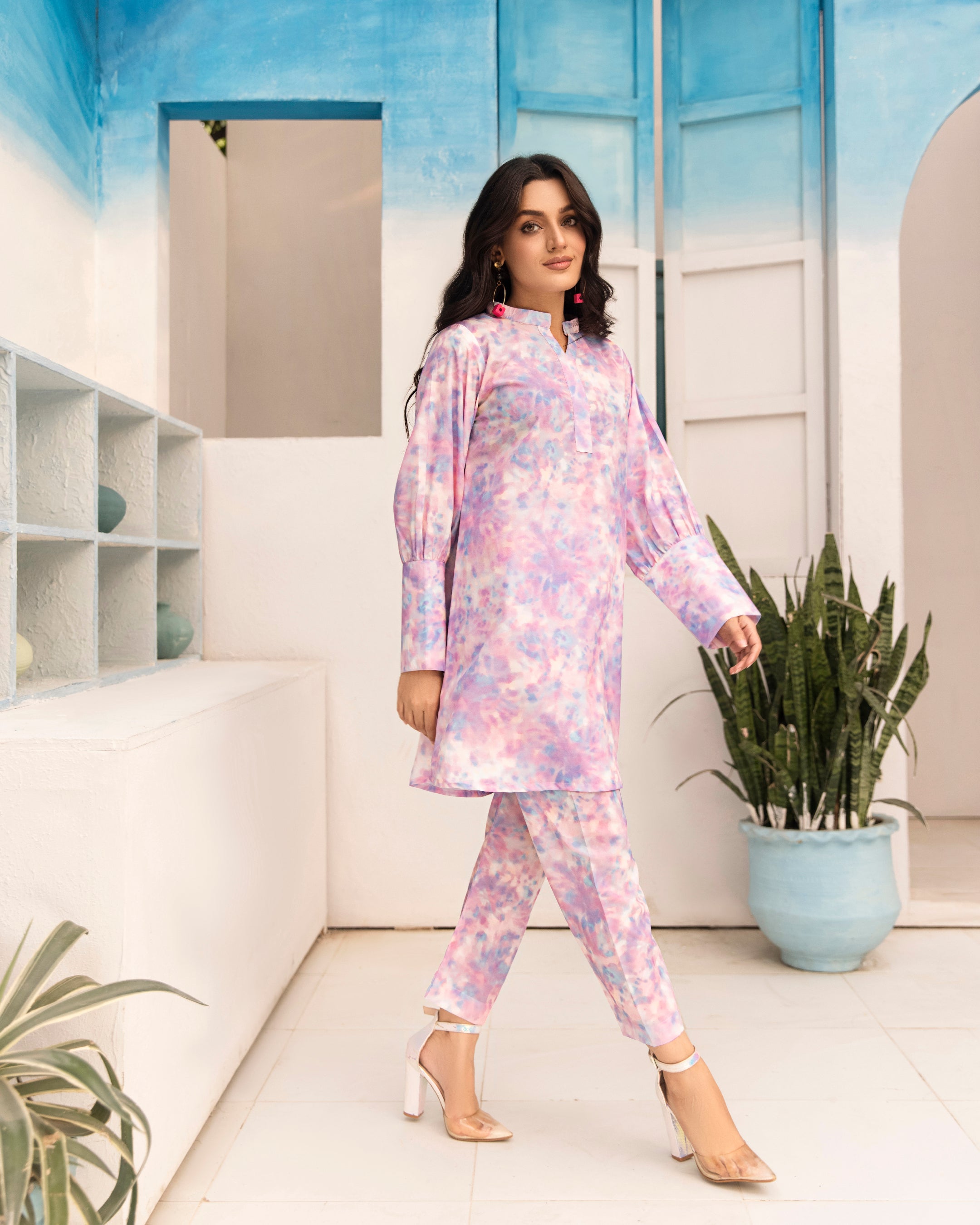 DIVINE CHIC (HQY-391)