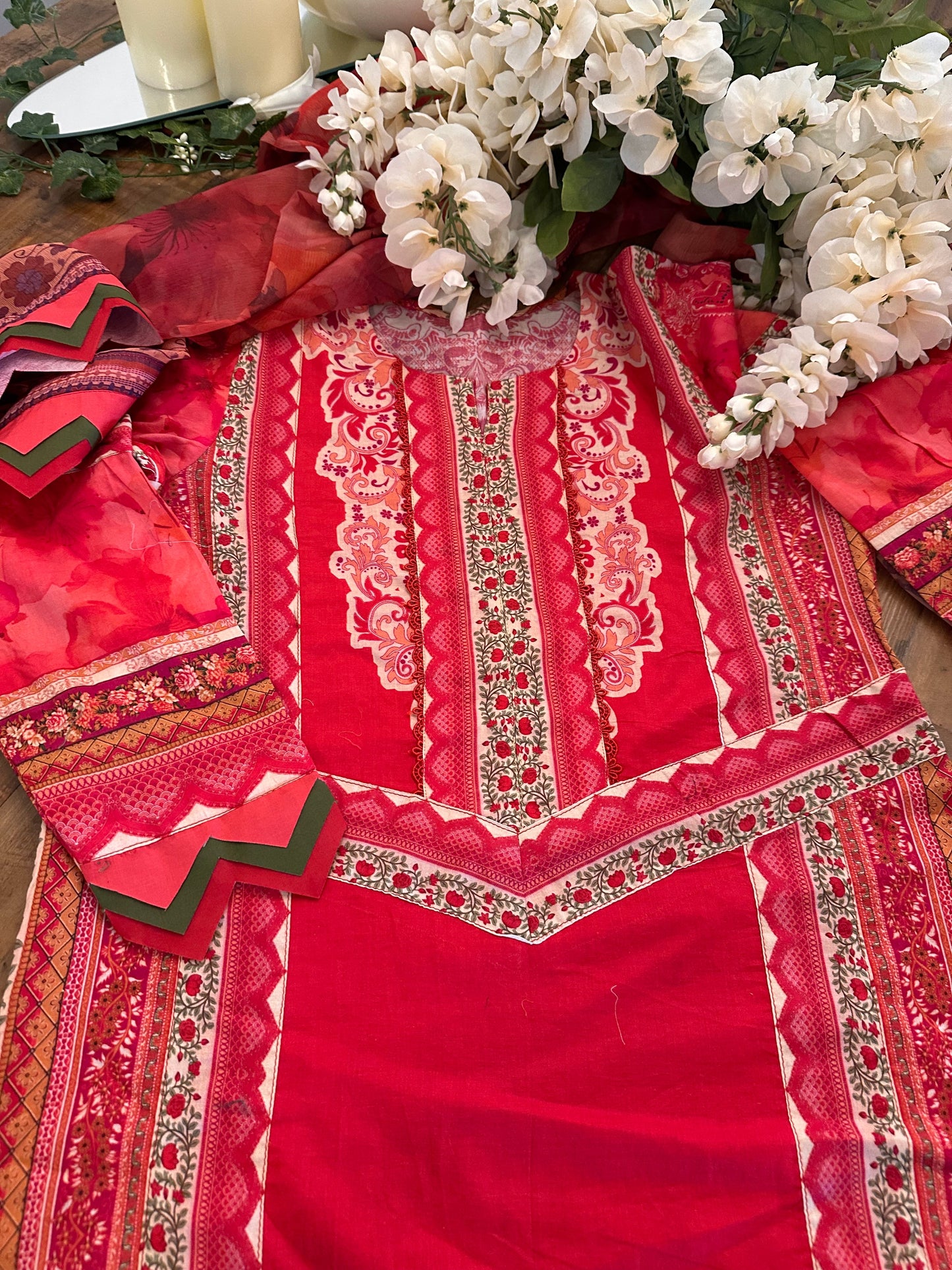 GUL-E-GULNAR