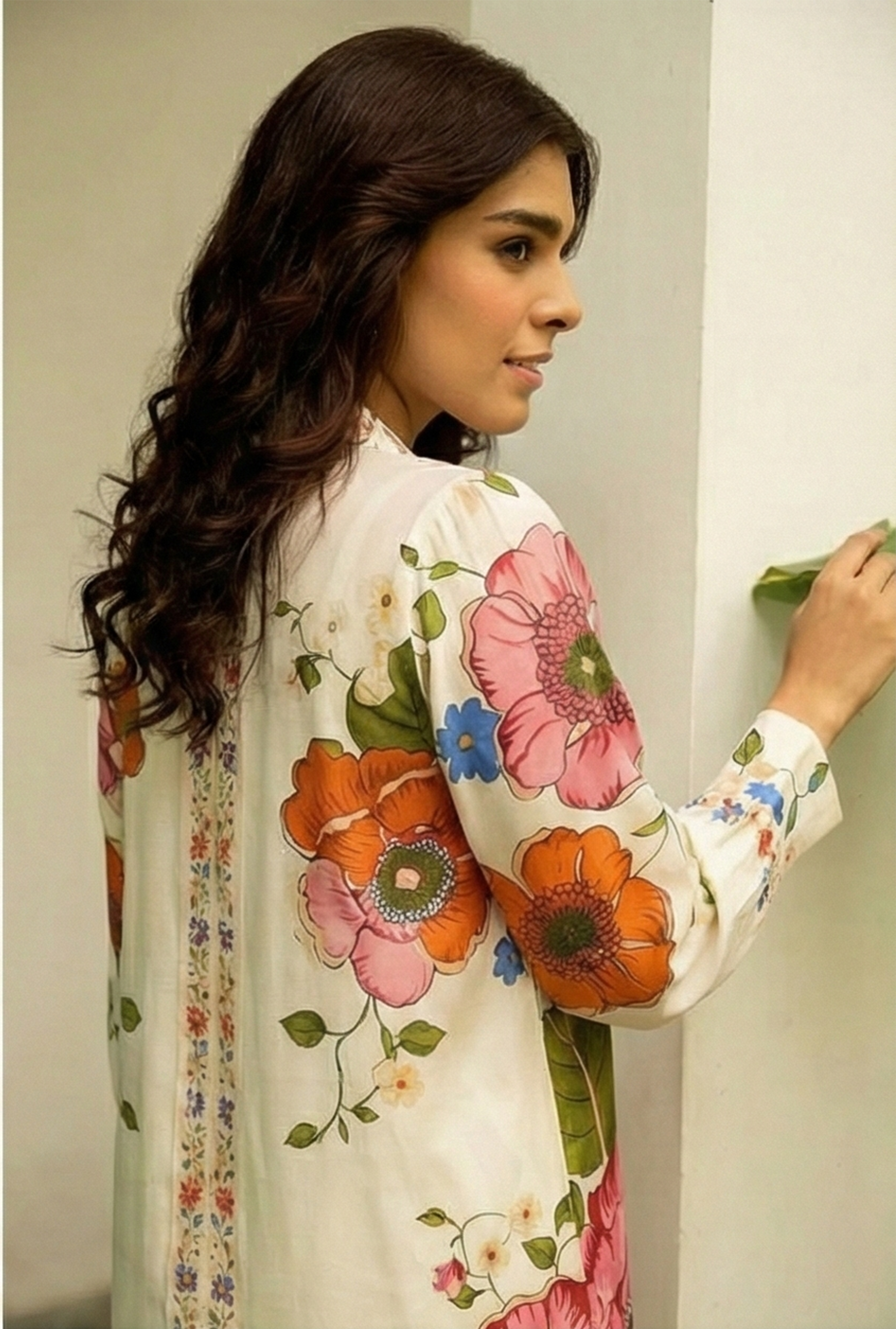 Floral Grace – Printed Short Shirt with Straight Pants
