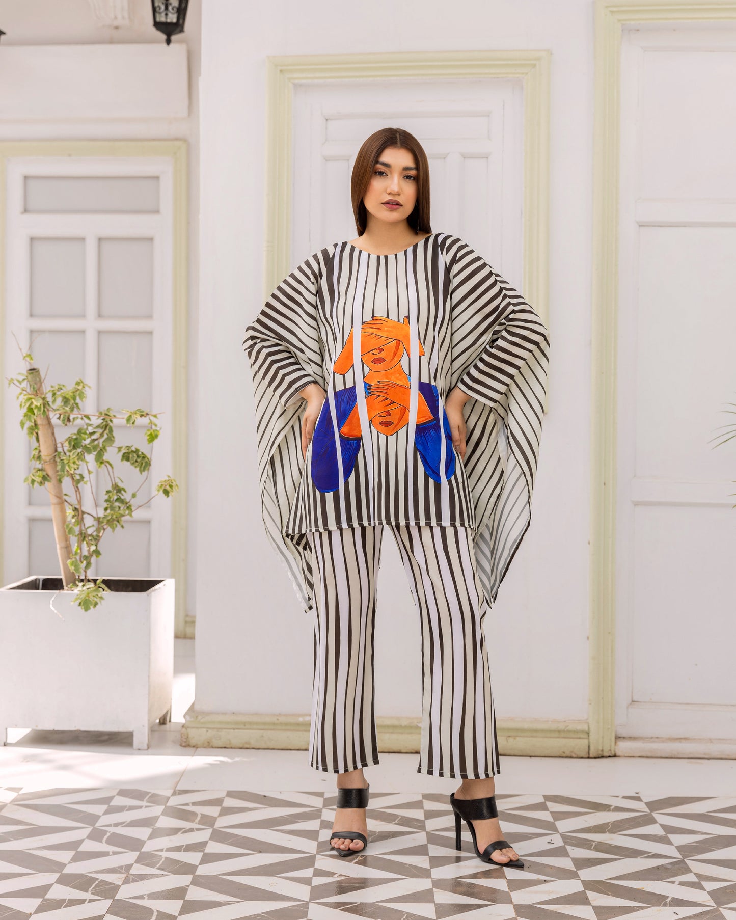 ILLUSION SHORT KAFTAN (HQY-417)