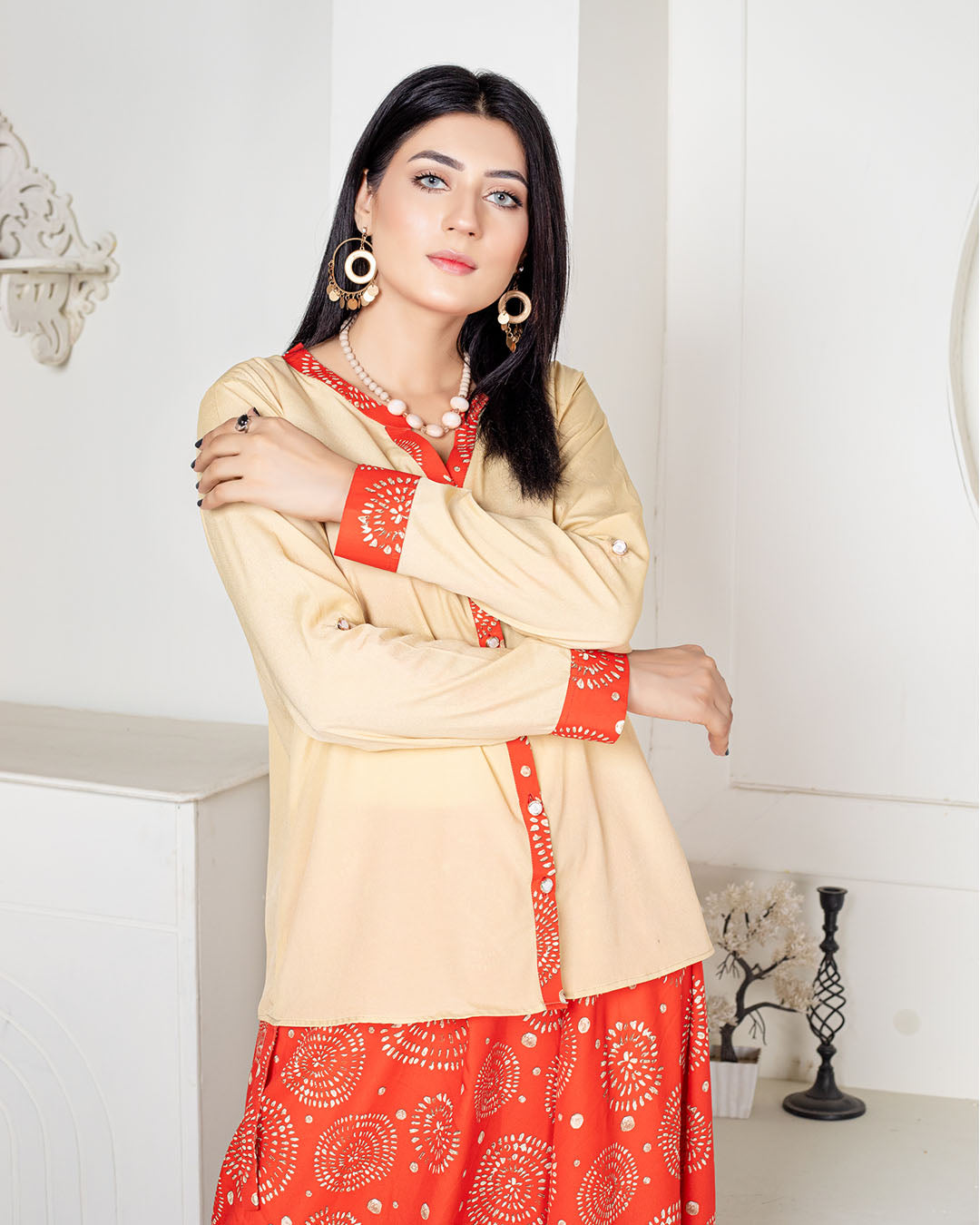 RED CHUNARI (QY-384)