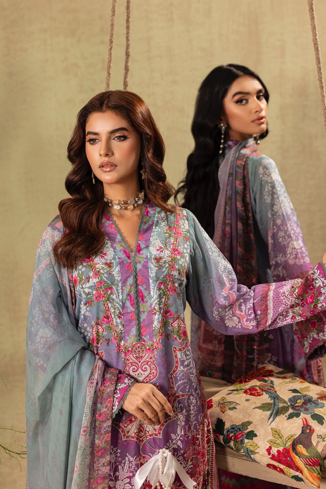 GUL-E-ANARBAR