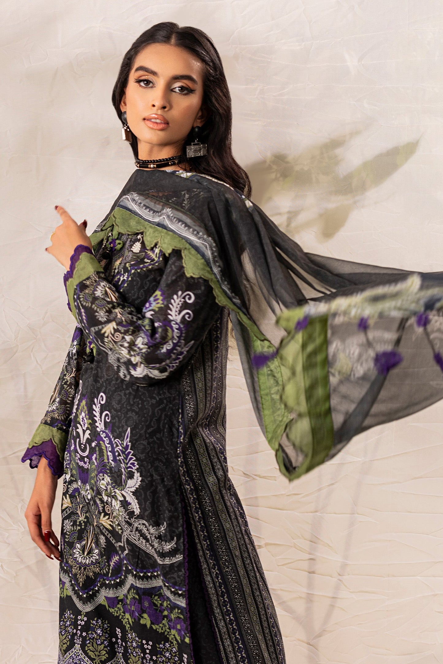 GUL-E-RAATAN