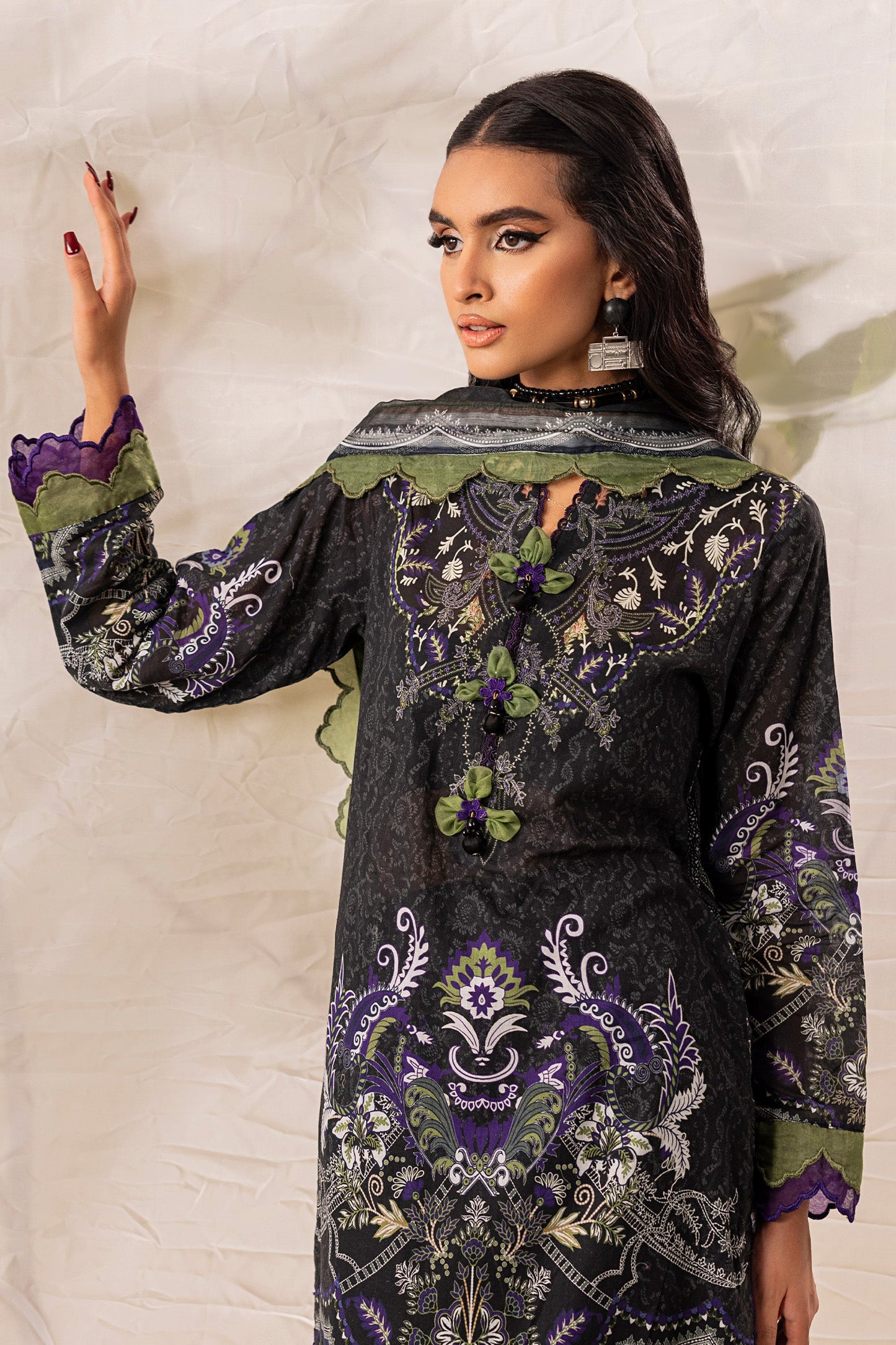 GUL-E-RAATAN