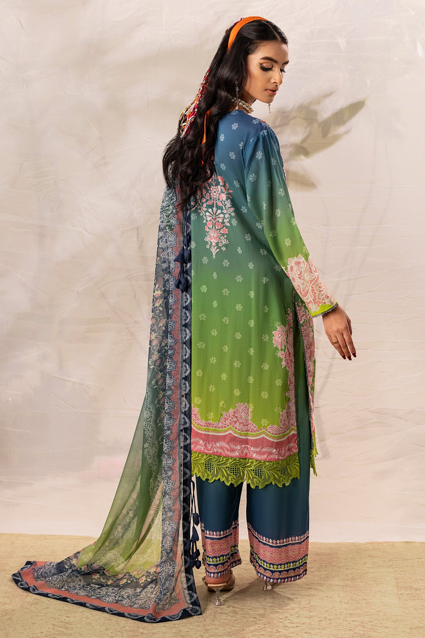 GUL-E-MAHTAB
