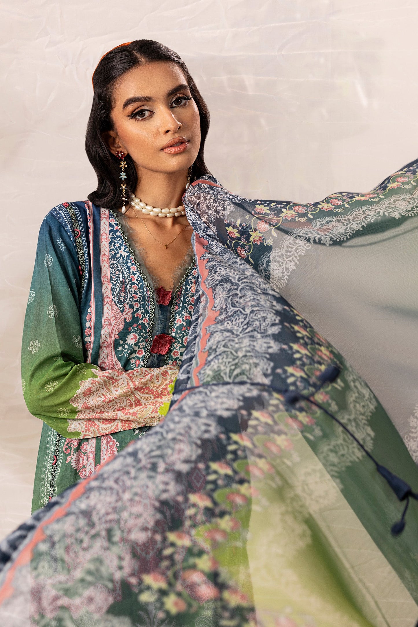 GUL-E-MAHTAB