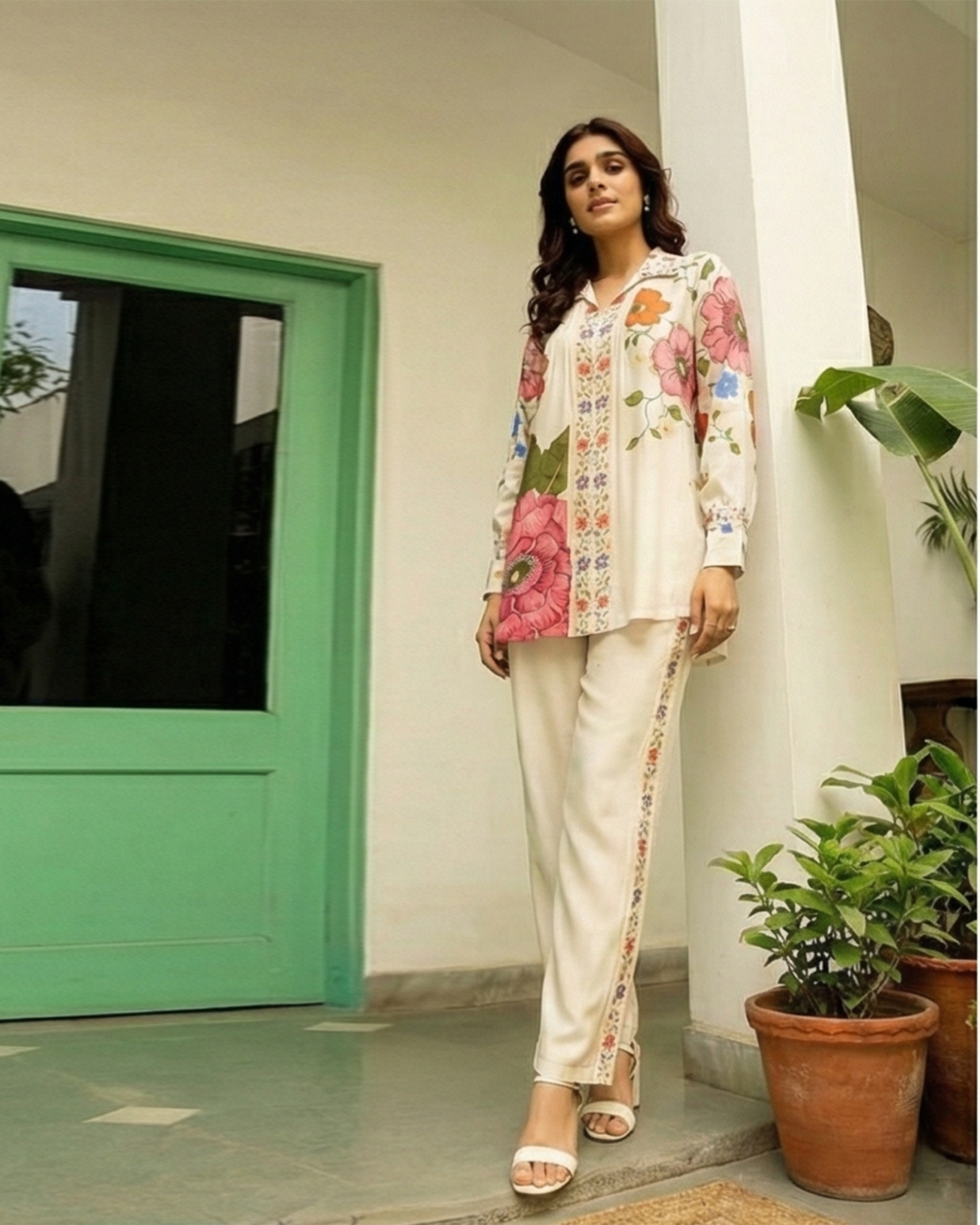 Floral Grace – Printed Short Shirt with Straight Pants
